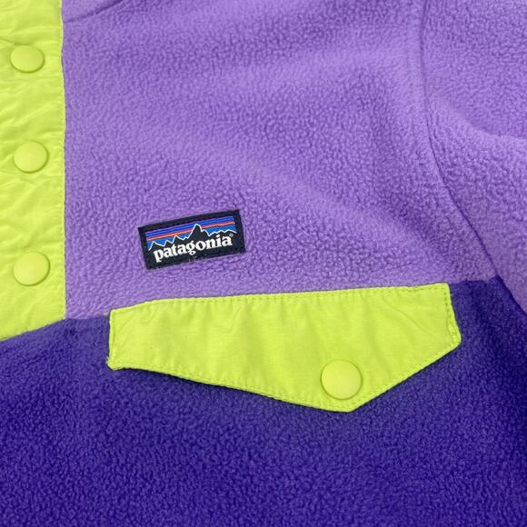 Patagonia Girls Lightweight Synchilla Snap-T Fleece Pullover Jacket - Picture 3 of 9